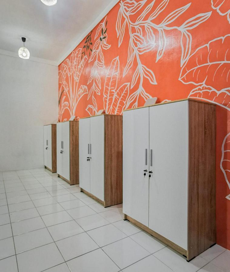Snooze Ijen Hostel Banyuwangi  Exterior photo